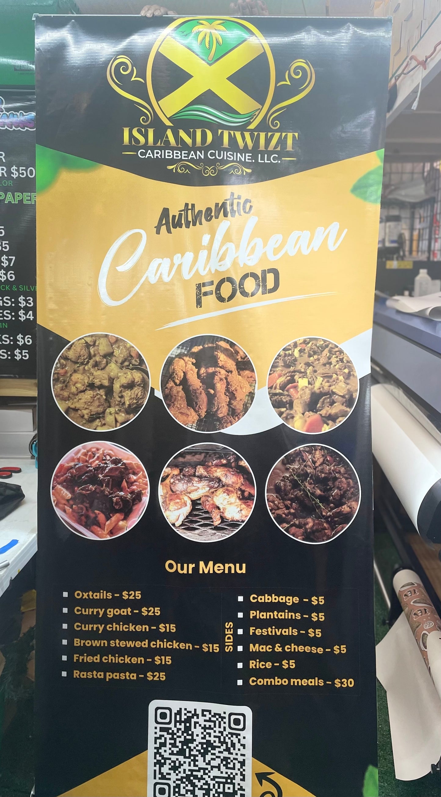CUSTOM RETRACTABLE BANNER